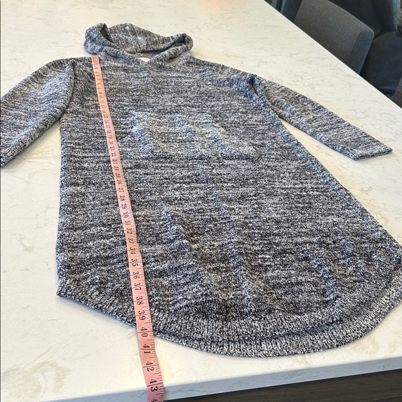 Softies Marshmallow Hooded Lounger in Heather Black Size Small/Medium - Picture 12 of 16